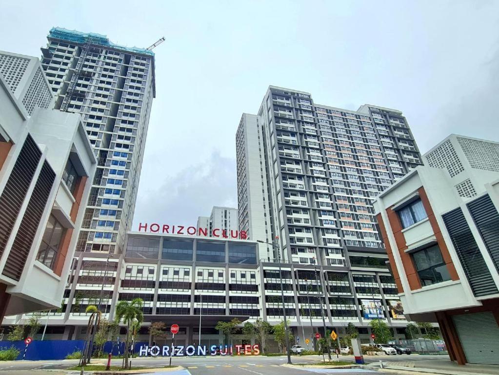 Horizon Suite Homestay, Klia By S&T Homez Sepang Ngoại thất bức ảnh